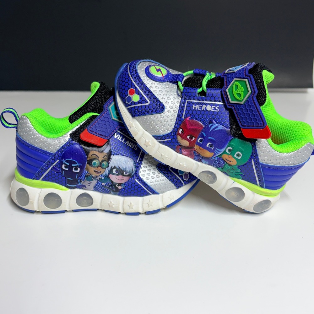 PJ Masks Toddler Boys Light Up Sneakers Blue Silver Lime Green‎ Size 7 Heroes